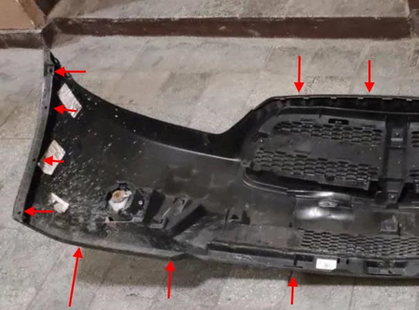 punti di attacco del paraurti anteriore Dodge Charger LD VII (2011-2014)