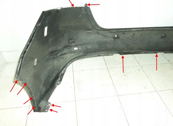 points de fixation du pare-chocs arrière Hyundai Elantra (2015-2020)