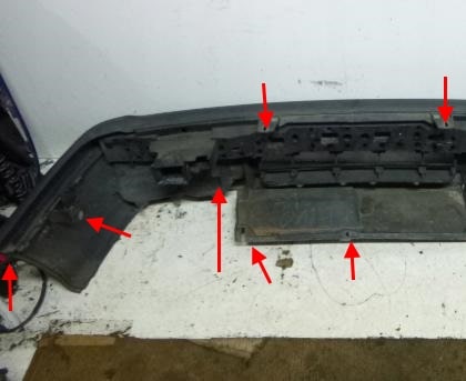 The attachment of the front bumper Renault 19
