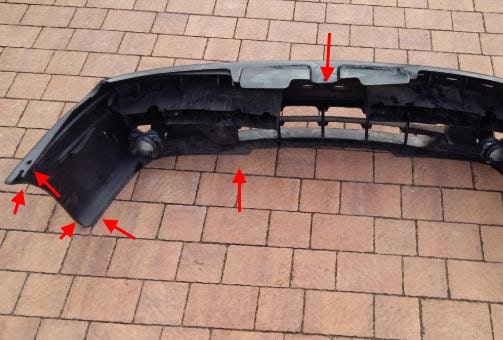 The attachment of the front bumper Renault Scenic 1 (1996-2003)