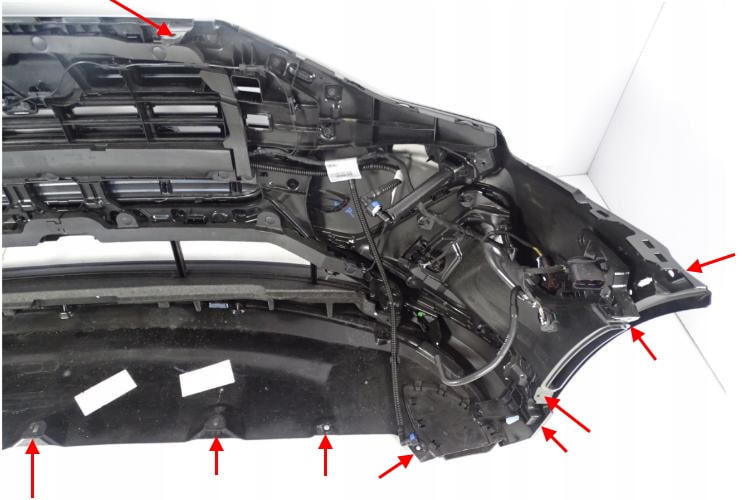 места крепления переднего бампера Audi e-tron I (2018+)