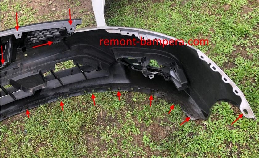 Posizioni di montaggio del paraurti anteriore per Nissan Pulsar C13 (2014-2018)