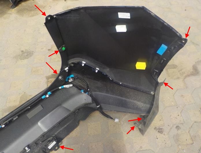 points de fixation du pare-chocs arrière Toyota RAV4 V XA50 (2018+)