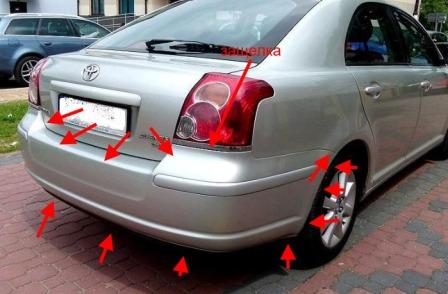 Puntos de fijación del parachoques trasero Toyota Avensis MK2 (2003-2008)