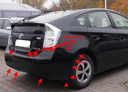 Befestigungspunkte der hinteren Stoßstange Toyota Prius III XW30 (2009-2015)