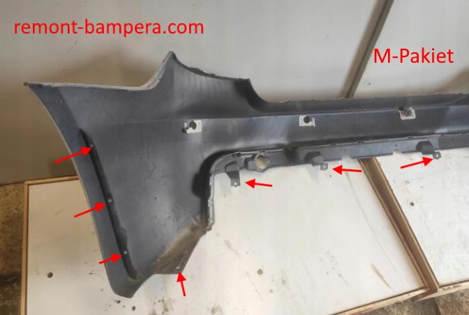 puntos de montaje del parachoques trasero BMW serie 1 (E81, E82, E87, E88) (2004-2014)