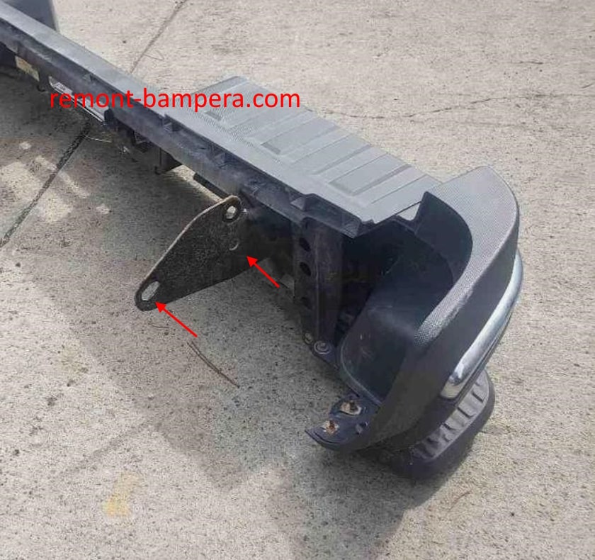 mounting locations for the rear bumper Chevrolet Colorado II (2015-2022)