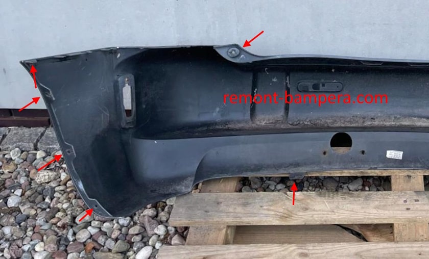 места крепления заднего бампера Chevrolet HHR (2006-2011)