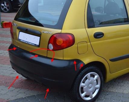 puntos de fijación del parachoques trasero Chevrolet Spark (Matiz) / Daewoo Matiz (1998-2005)
