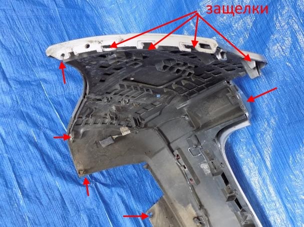 The attachment of the rear bumper Citroen C6