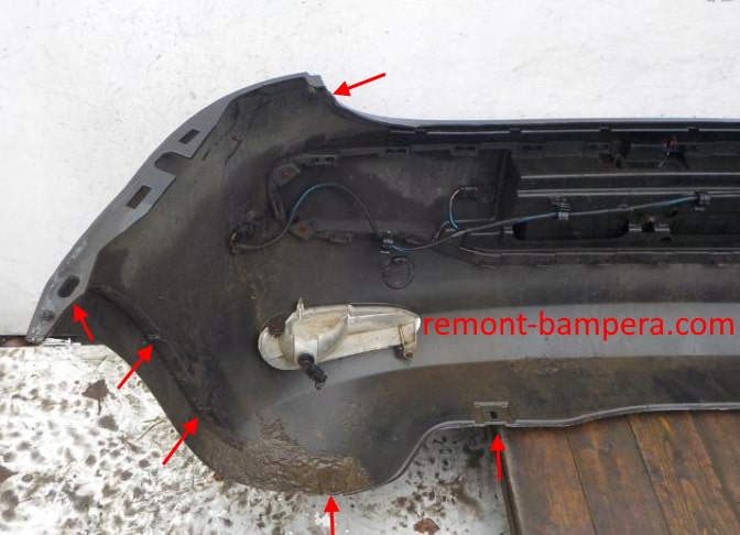 места крепления заднего бампера Fiat Punto (Grande/Evo) III (2005-2018)
