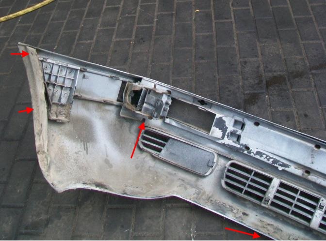 attachment points of the front bumper Audi 80 B4 (1991-1996)