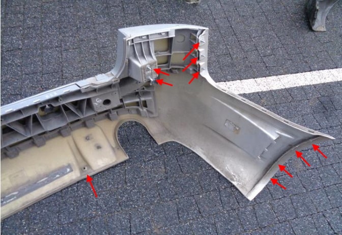 Puntos de fijación del parachoques trasero Audi A4 B7 (2004-2009)