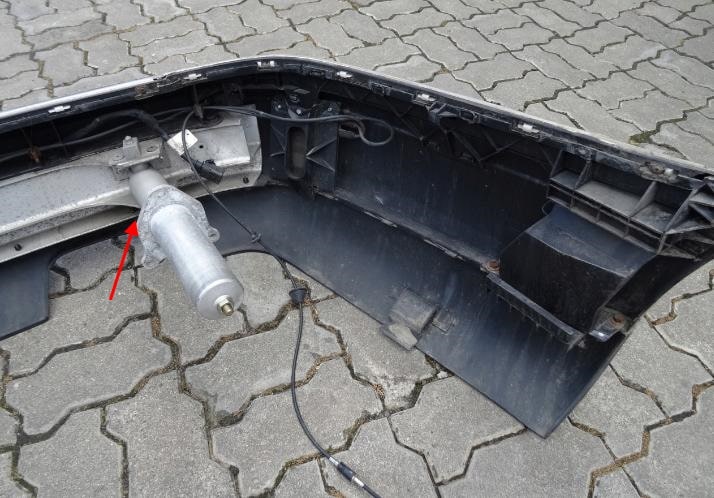 points de fixation pour pare-chocs arrière Audi A8 I D2 (1994-2002)
