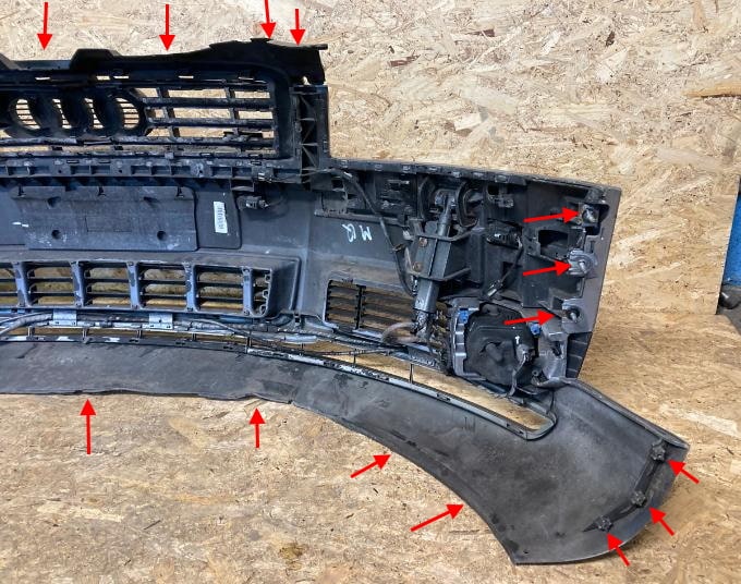 attachment points of the front bumper Audi A8 II D3 (2003-2009)