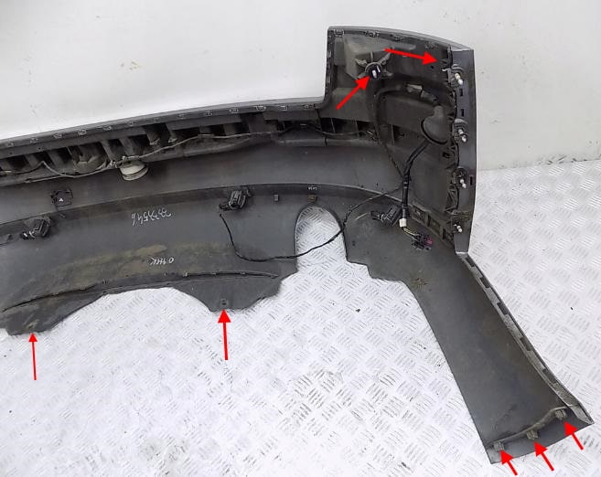 Befestigungspunkte Heckstoßstange Audi A8 II D3 (2003-2009)