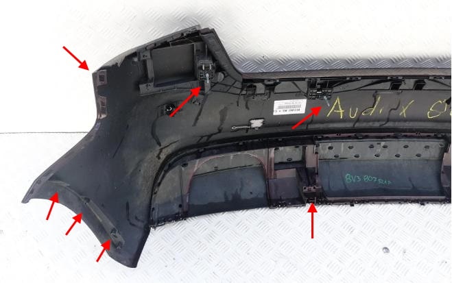Места крепления заднего бампера Audi A3 III 8V (2013-2020)