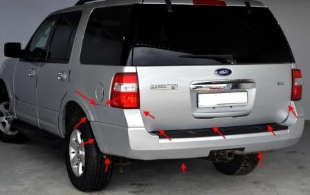 the attachment of the rear bumper of the Ford Expedition III (after 2007)