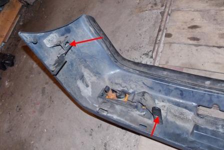 the attachment of the front bumper of the Ford Sierra