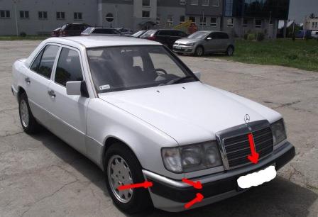the attachment of the front bumper of the Mercedes W124