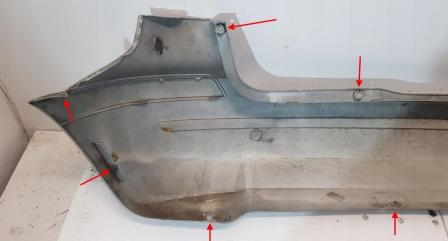 the attachment of the rear bumper of the Mercedes B-Class W245