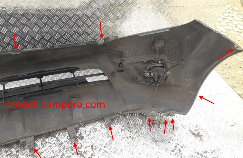 Punti di attacco del paraurti anteriore Nissan Navara NP300 IV D23 (Frontier) (2015-2023)