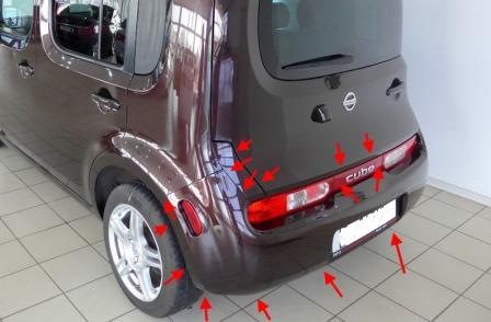 the attachment of the rear bumper Nissan Cube