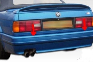 места крепления заднего бампера BMW 3-серии E30