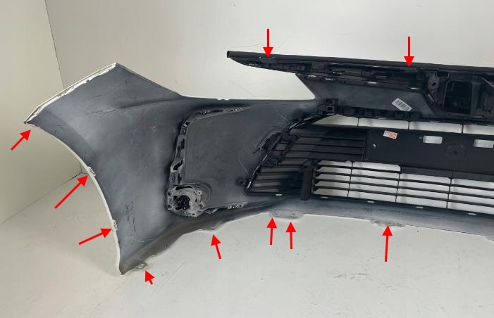 Puntos de fijación del parachoques delantero Toyota Corolla XII (E210) (2019+)