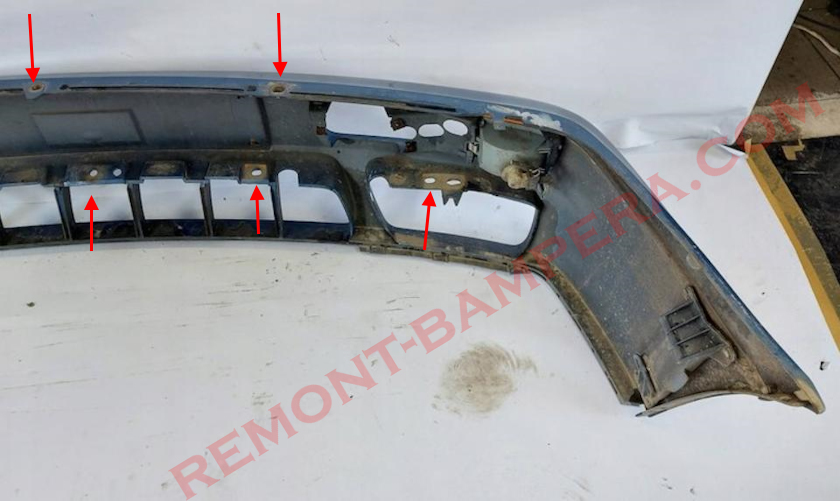 Posizioni di montaggio del paraurti anteriore VW Golf 3
