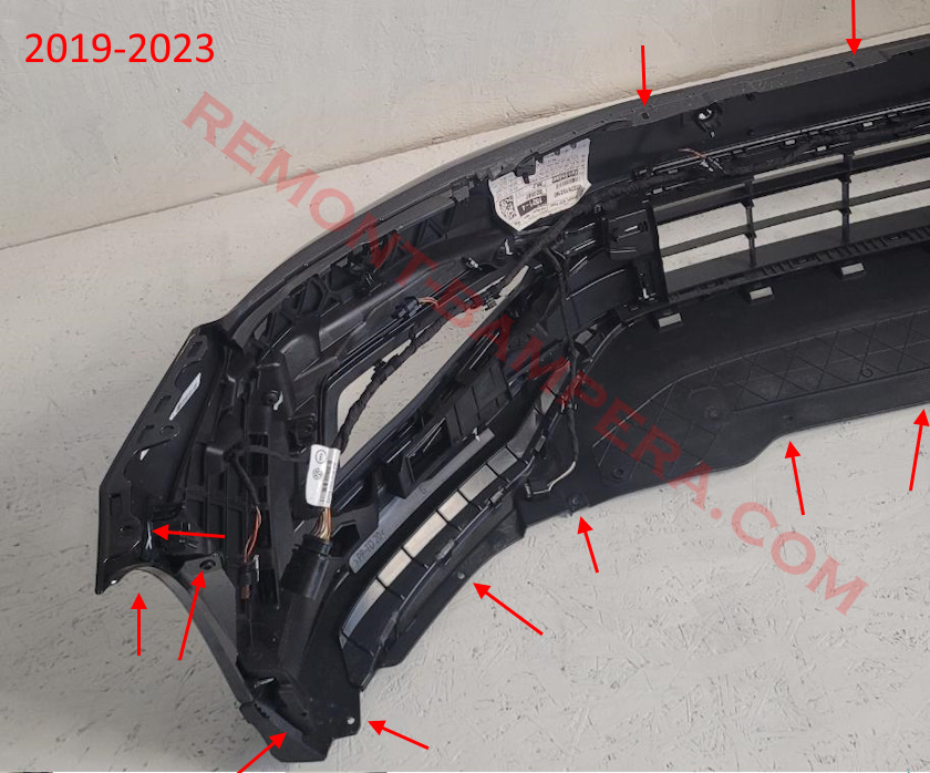 Ubicaciones de montaje del parachoques delantero VW Passat B8